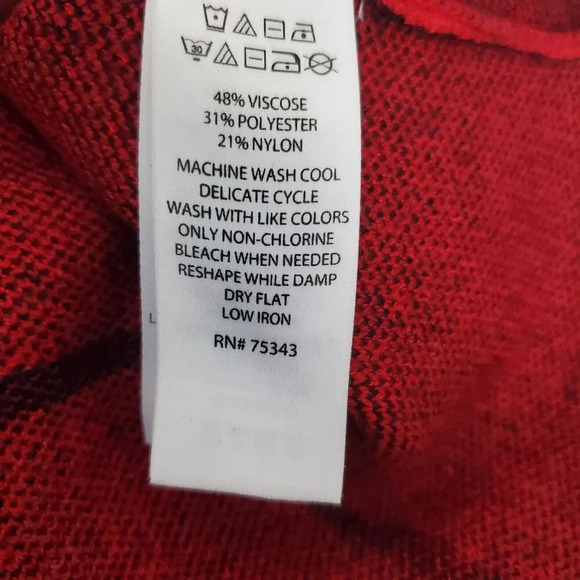 Women's TAHARI Sweater Black Red Windowpane Plaid Cuffed Sleeve SZ 1X Plus - Picture 6 of 9